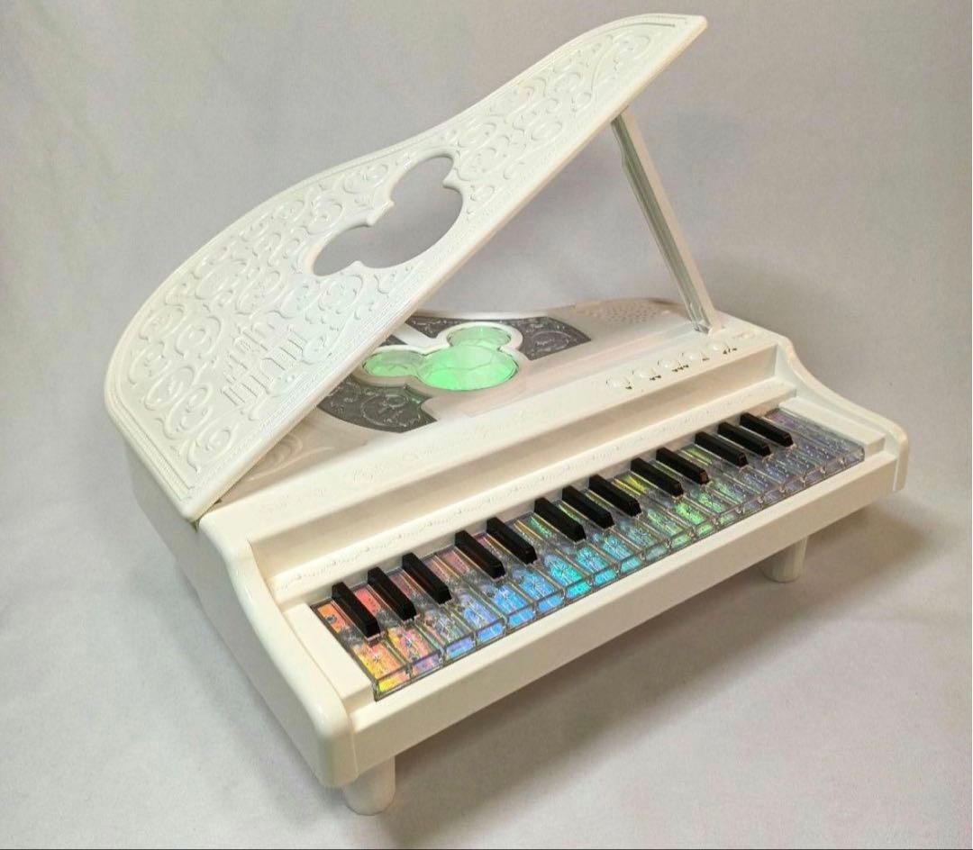 ディズニー＆ピクサーキャラクターズ ライト＆オーケストラグランドピアノ ディズニー&ピクサーキャラクターズ ライト&オーケストラ グランド