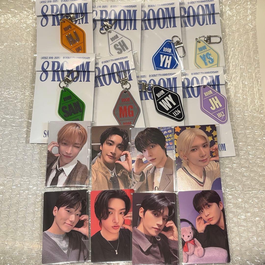 ateez 8room キーリング　トレカ　16種セット ktown4u.com : ATEEZ - [[8ROOM] POP-UP MD] RANDOM CUSHION KEYRING