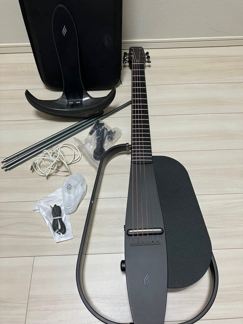 エンヤ　NEXG ギター　スタンド・ケース付き　付属品欠品 ENYA NEXG2 専用充電スタンドセット エレアコ 夜間練習可 ヘッドホン