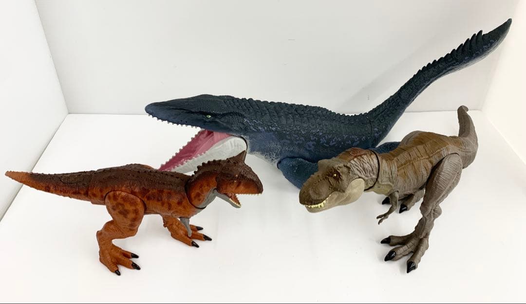 【M146】MATTEL ジェラシックワールド フィギュア 3体セット Amazon | Mattel ジュラシックワールド 再生 人間と恐竜 フィギュア