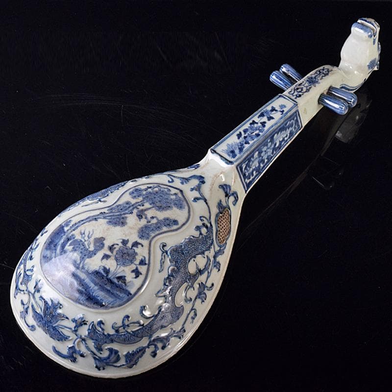 中国　青花　山水神獣文　馬頭琵琶　置物　M　R7978B 景徳鎮 青花山水花瓶 中国 陶磁器 工芸 - アートの友社 : ホーリ通信