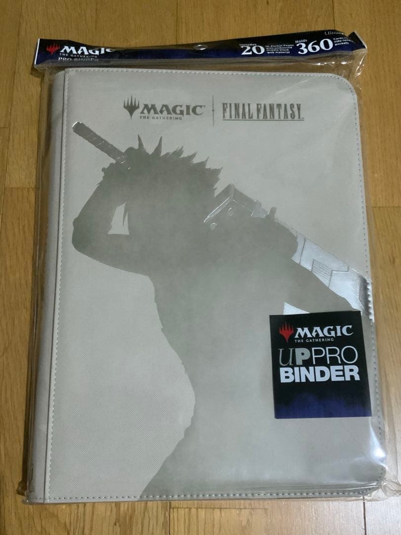 MTG FF ウルトラプロ バインダー クラウド ウルトラプロ/FF《クラウド：星の守護者》 9ポケットPROバインダー