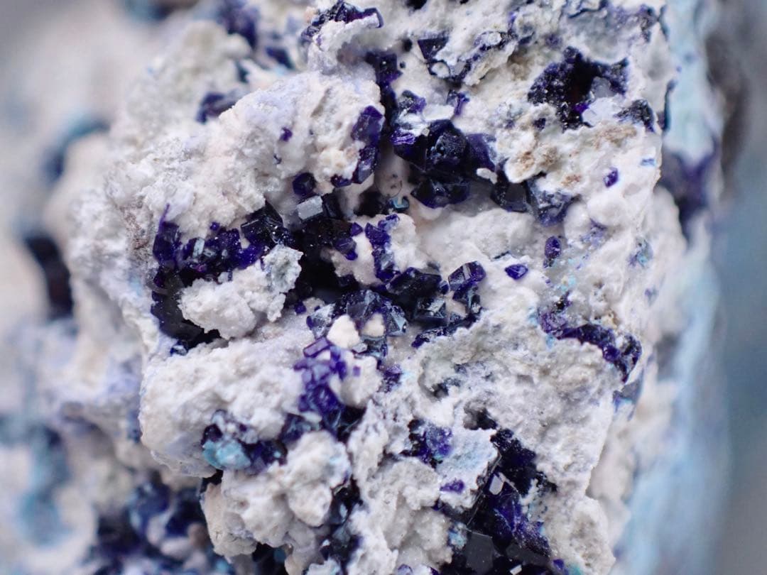 逸見石(TL)、千代子石(TL) 布賀鉱山 逸見石 / Henmilite | 逸見石 / Henmilite Ca2Cu[B(OH)4]2(OH)4 岡山県