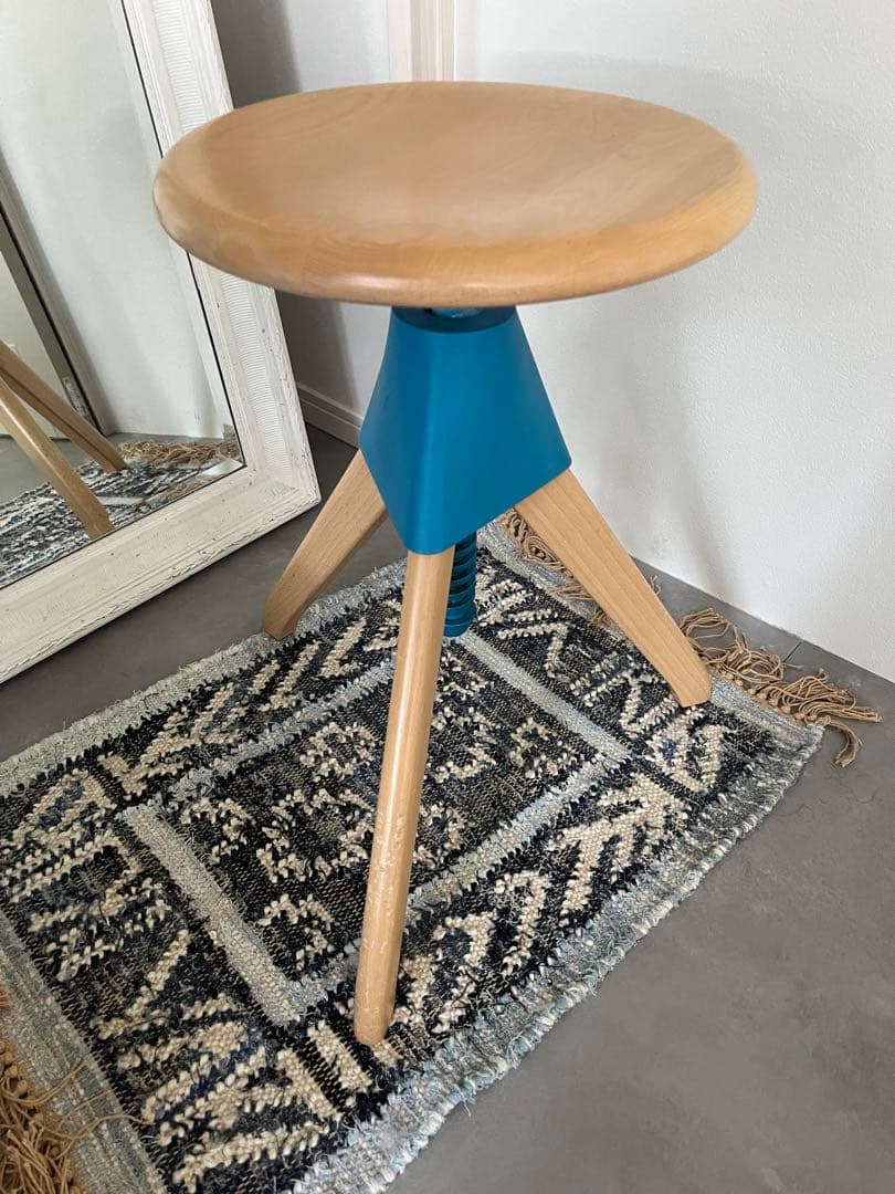 トム&ジェリー スツール チェア Tom & Jerry | トム&ジェリー スツール | Konstantin Grcic | Magis