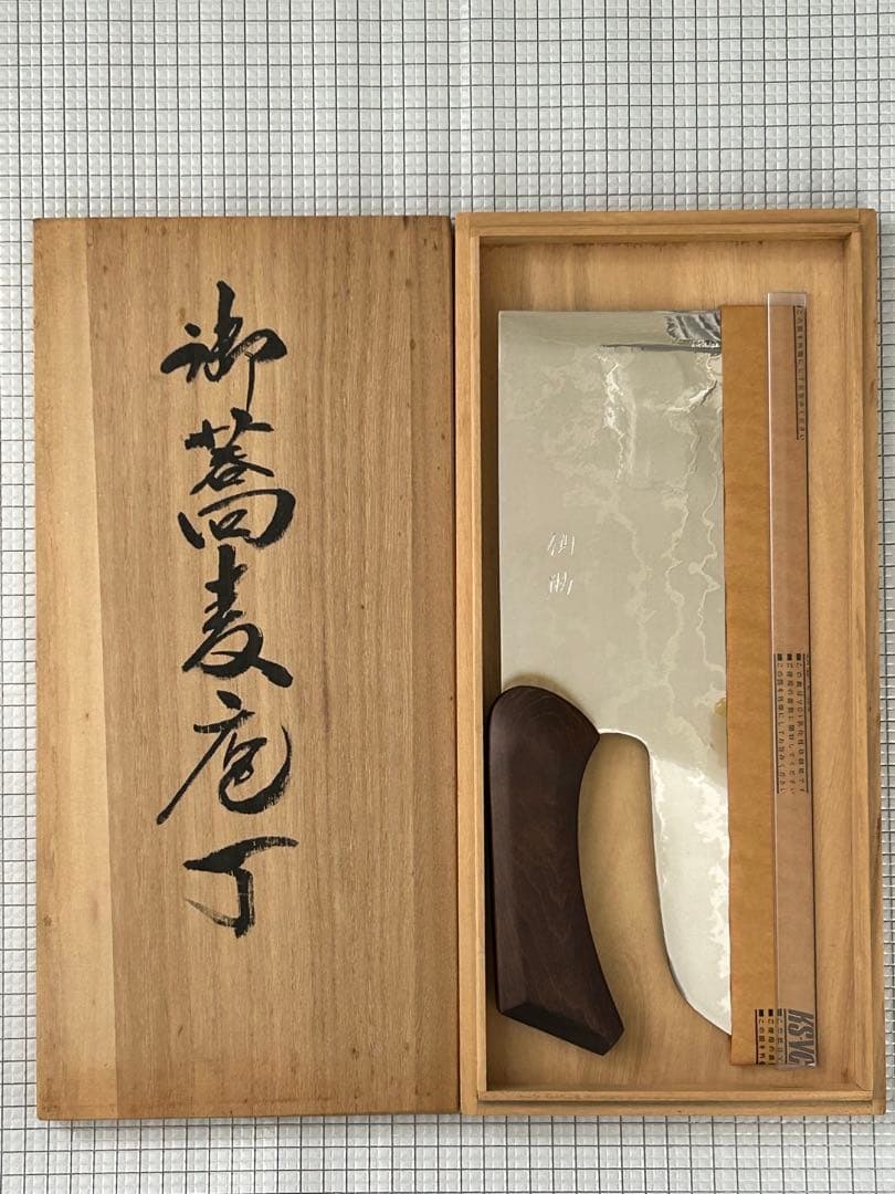 仙助 蕎麦包丁 ダマスカス 鏡面仕上げ 安来鋼青紙二号 330mm 檜茶色曲柄 仙助 麺切り包丁 蕎麦包丁 ダマスカス 鏡面仕上げ 安来鋼青紙二号