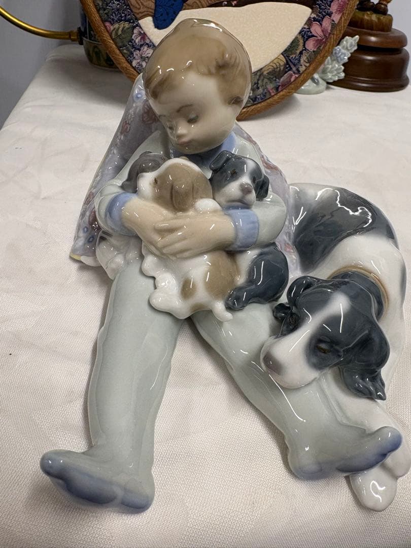 LLADRO リヤドロ「みんな　ねんね」犬　置物 楽天市場】リヤドロ 待ってたよ! 少女 犬 ゴールデンレトリバー 置物