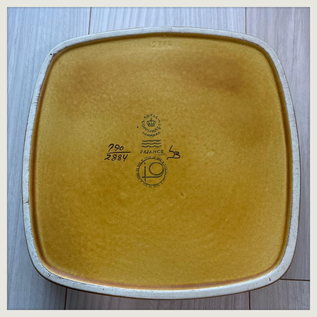 ロイヤルコペンハーゲン Bacca ヴィンテージ 角皿 - メルカリ