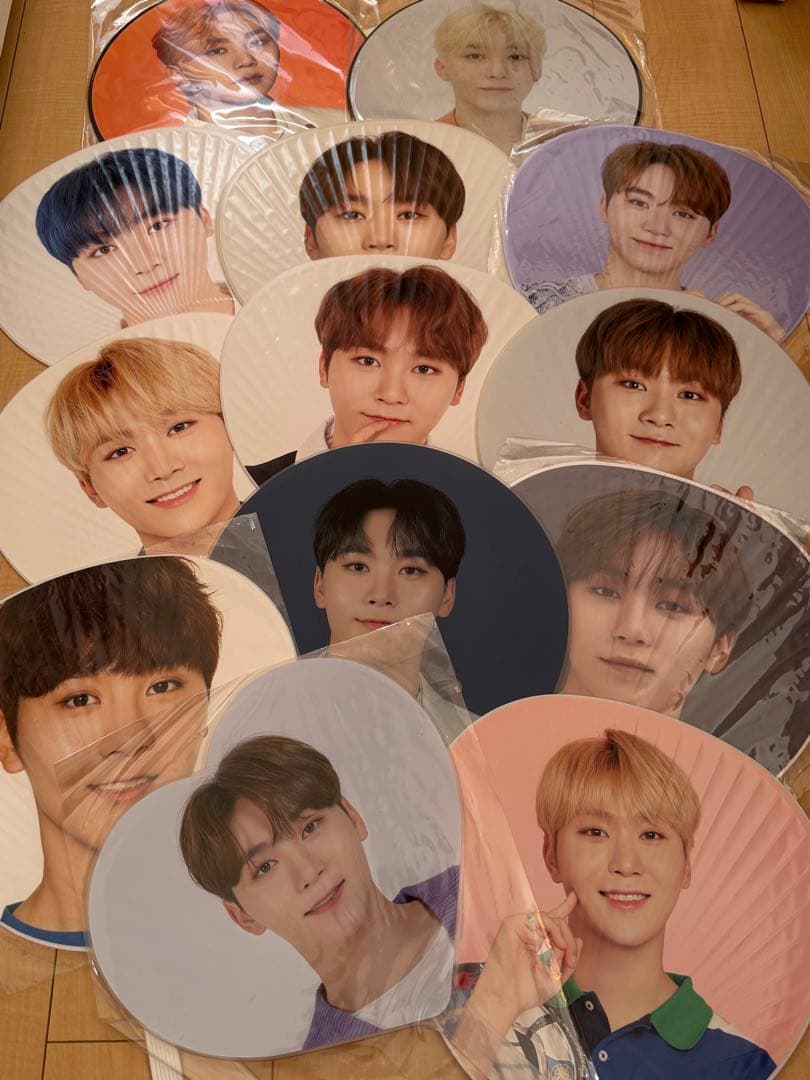 seventeen スングァン　うちわ　まとめ売り　セット　SEVENTEEN SEVENTEEN セブチ スングァン うちわ まとめ売り セット売り - メルカリ