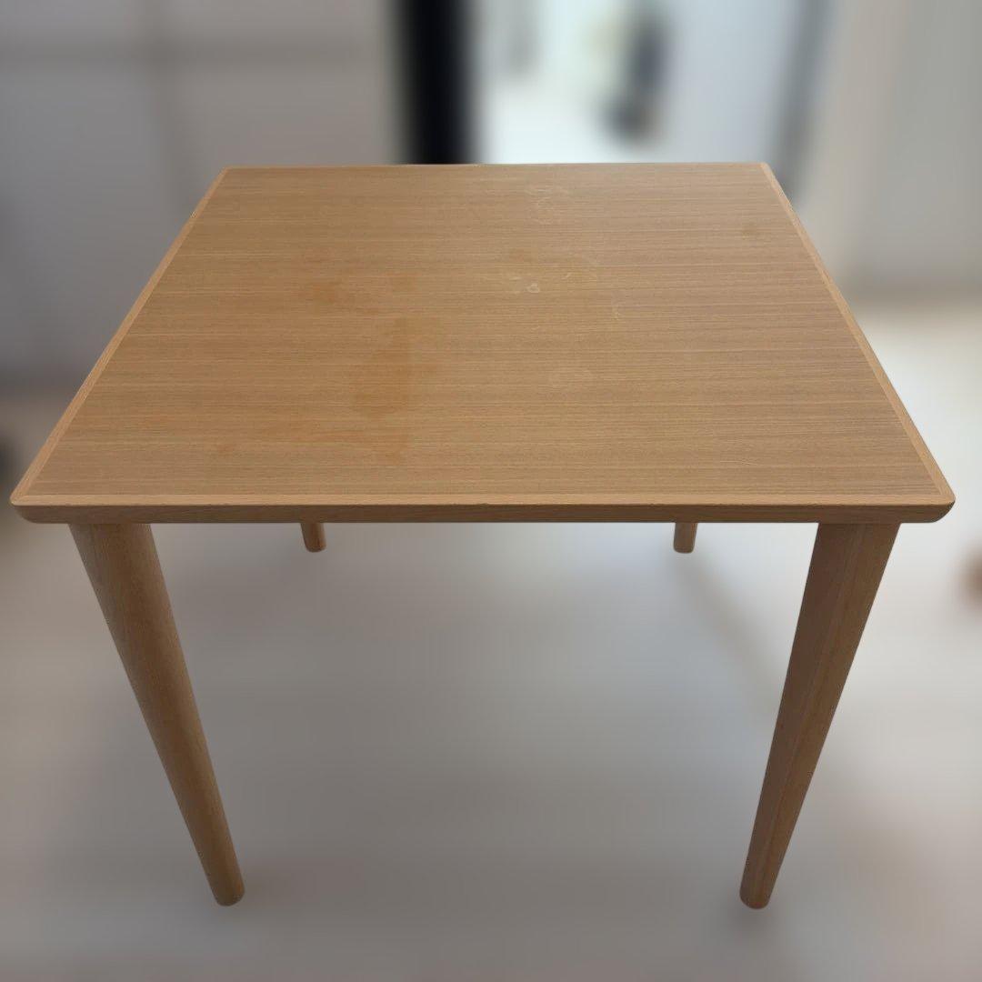 【カリモク60+】ダイニングテーブル800（ピュアビーチ） （現行品8.9万円） カリモク60】 ダイニングテーブル 800 ピュアビーチ色（天板：アネグレ