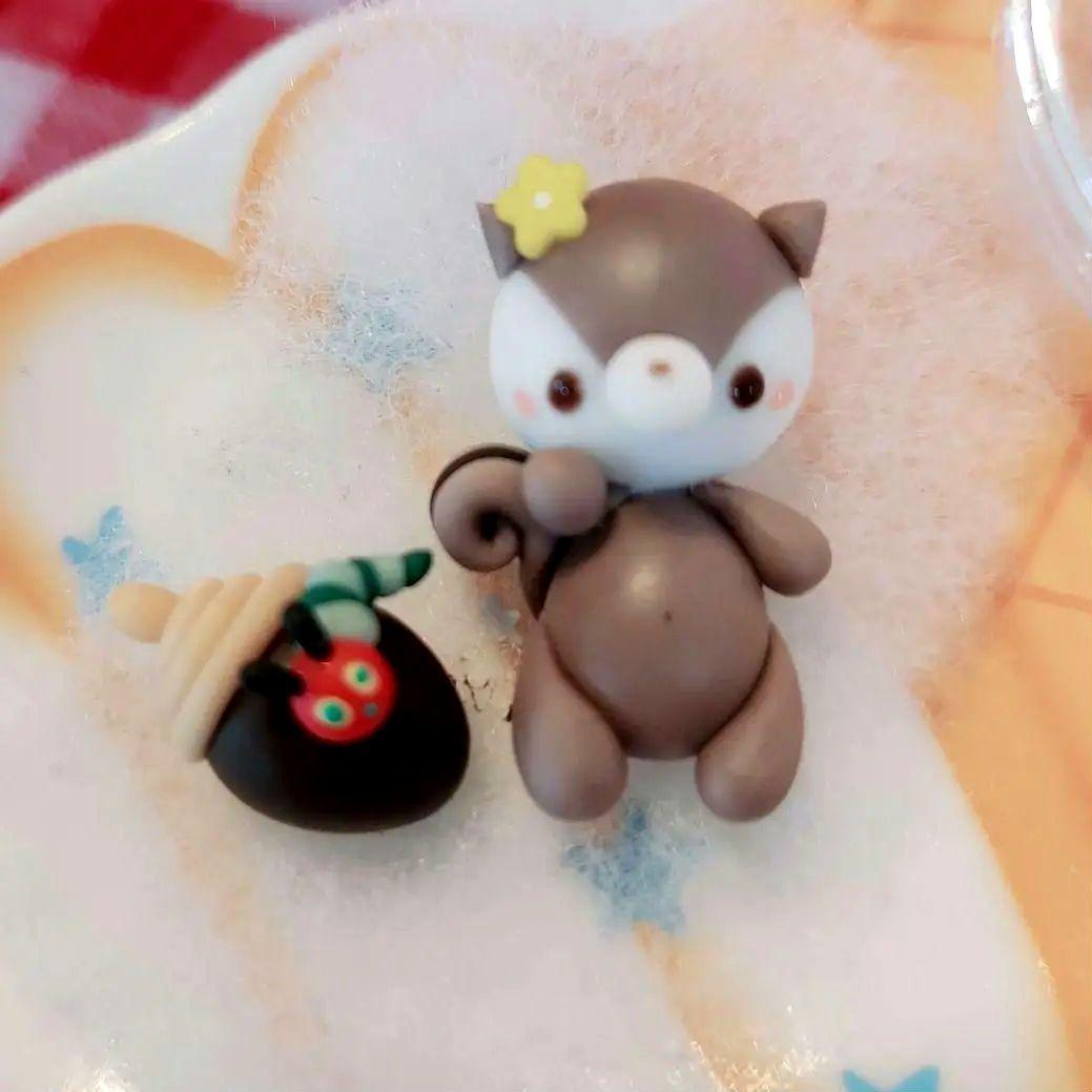 リス&あおむしドングリ 9283631a6b5989c1cace76dbad3154