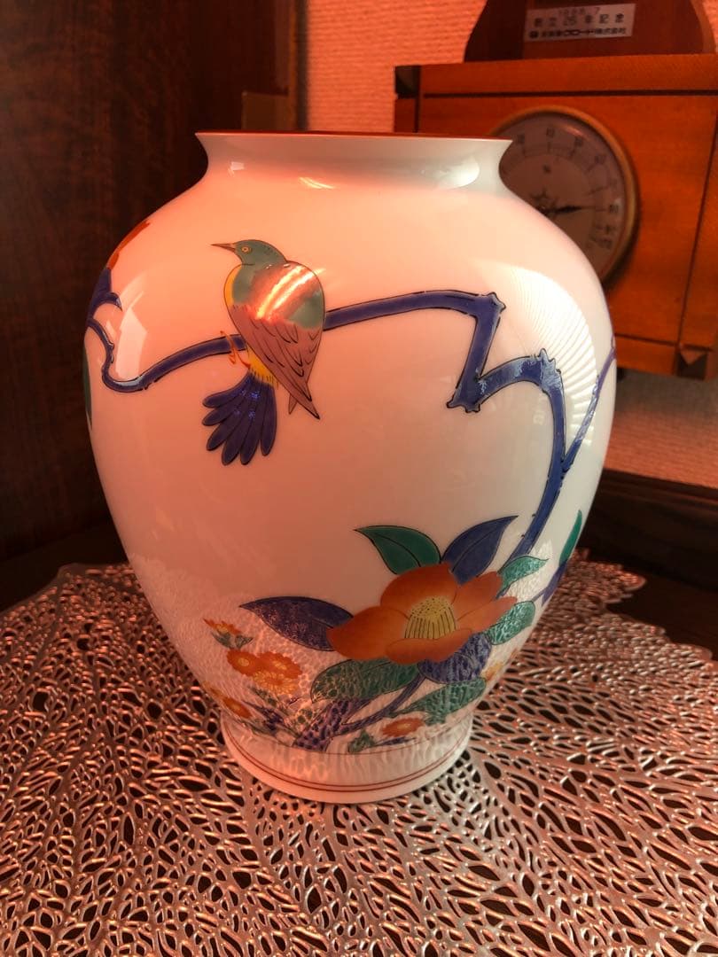 香蘭社謹製 花鳥図『春』原画 十三代酒井田柿右衛門 花瓶 約22cm 楽天市場】酒井田柿右衛門（十三代） 「錦 岩菊文 花瓶」 共箱 : 小野画廊