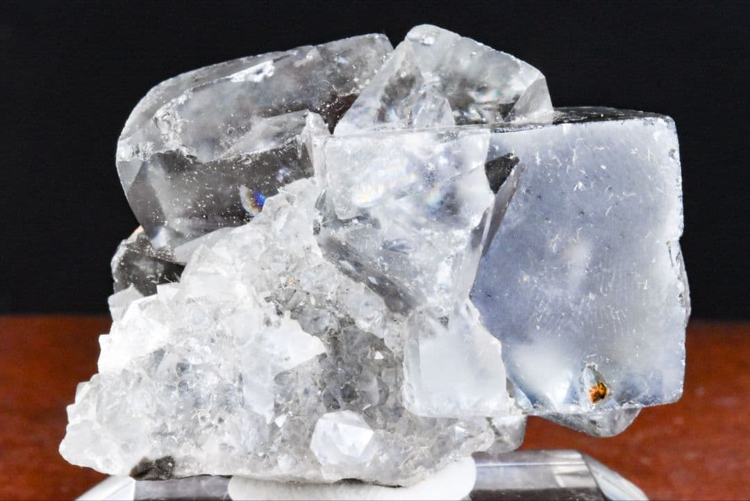 ナイジェリア Akwana産 カラーレスフローライト ドゥルージークォーツ付き ナイジェリア Akwana産 カラーレスフローライト ドゥルージークォーツ