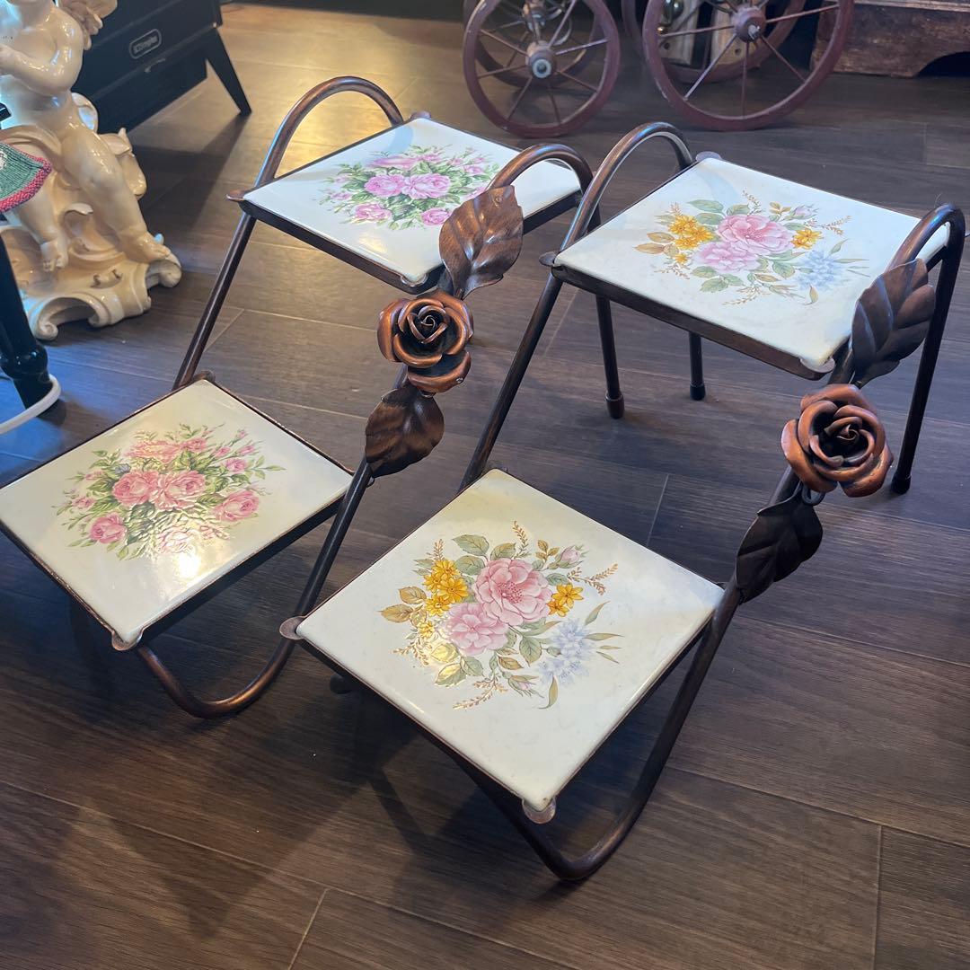 飾り台　２個セット　高さ24㌢横38㌢縦20.5センチ ≪ACRYL WORKs≫size:高さ5cm×幅20cm×奥行10cm☆シンプルな形