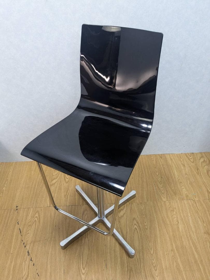 K☆1044 cassina カウンタースウィベルチェア WOK 535 WOK 535(ウォック 535 カウンタースウィベルチェア） DESALTO