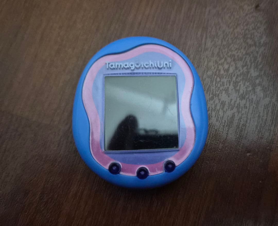 Tamagotchi Uni ブルー キミと出会える、たまごっち。新色『Tamagotchi Uni Blue』発売