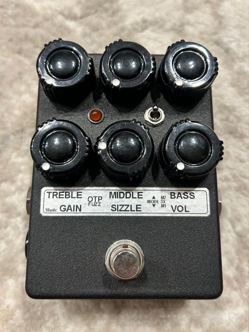 ギター Toneczar OTP FUZZ 製品レビュー TONECZAR OTP FUZZ