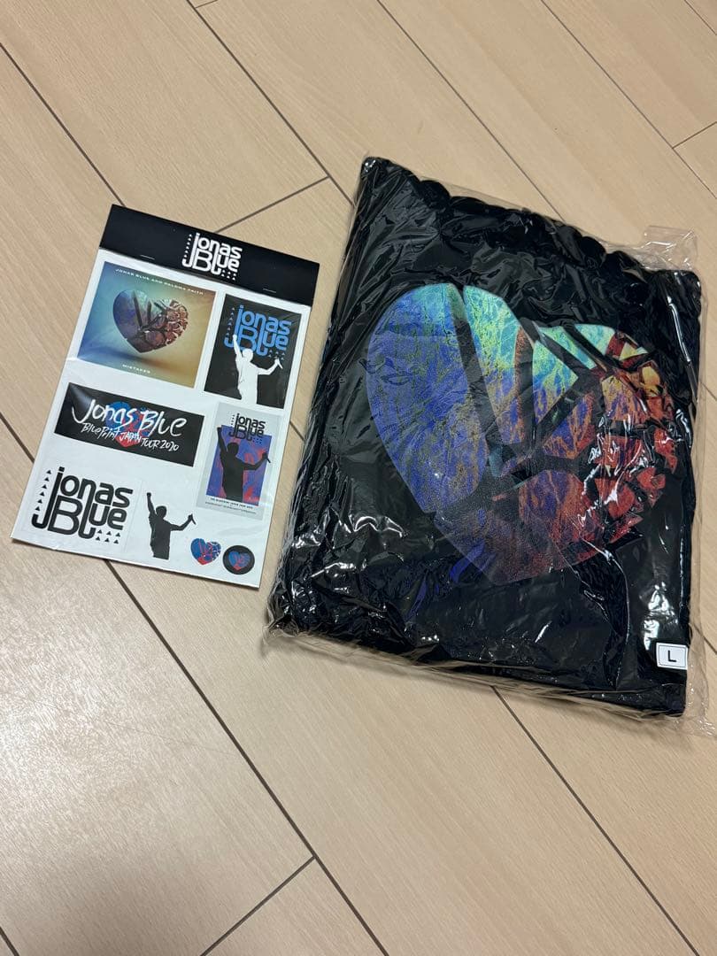 Jonas Blue パーカー フーディー ステッカー ハートデザイン Lサイズ 秒かわトップス】【LTXC】ハート発泡パーカ（パーカー）｜LOVETOXIC