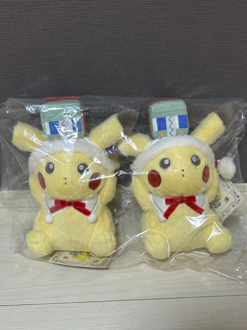 新品 ぬいぐるみ ポケモン Holiday クリスマス ピカチュウ ポケセン2個 Amazon.co.jp: ポケモンセンターオリジナル ぬいぐるみ Pokémon