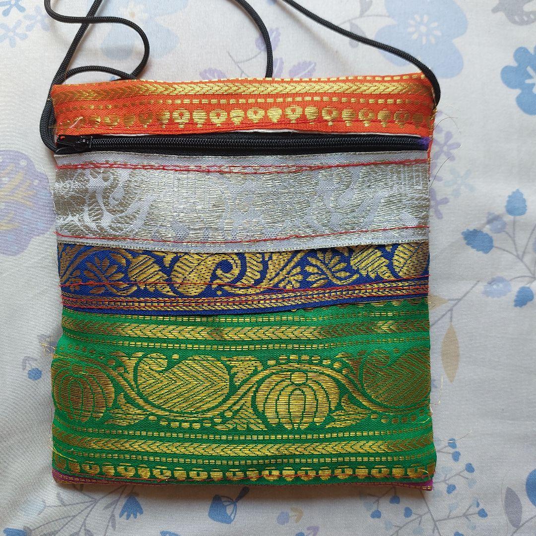 その他 Indian Bag ユニークな刺繍入り ショルダーバッグ - Toanoi
