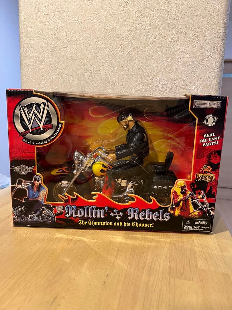 ハルクホーガン　バイク　フィギュア Amazon.co.jp: WWE アルティメットエディション ハルク・ホーガン