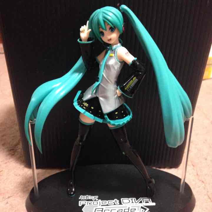 初音ミク レア 初音ミク JAPAN TOUR 2023 〜THUNDERBOLT〜 1/7スケールフィギュア