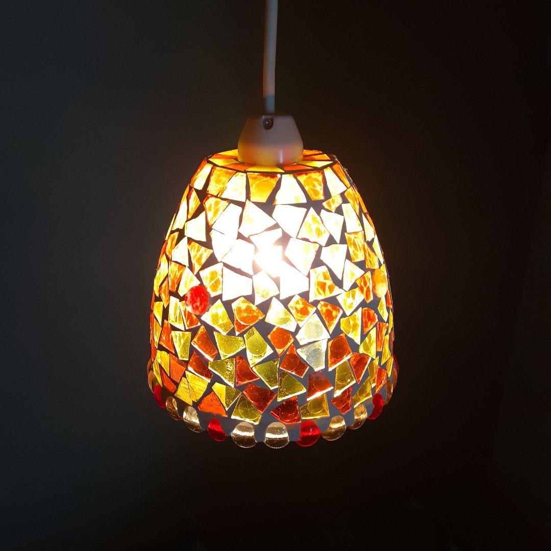 ステンドグラス調 ペンダントライト、オレンジ、黄色、赤色、タキズミ製 楽天市場】【チェックステンドグラスオレンジ】オレンジとホワイトを