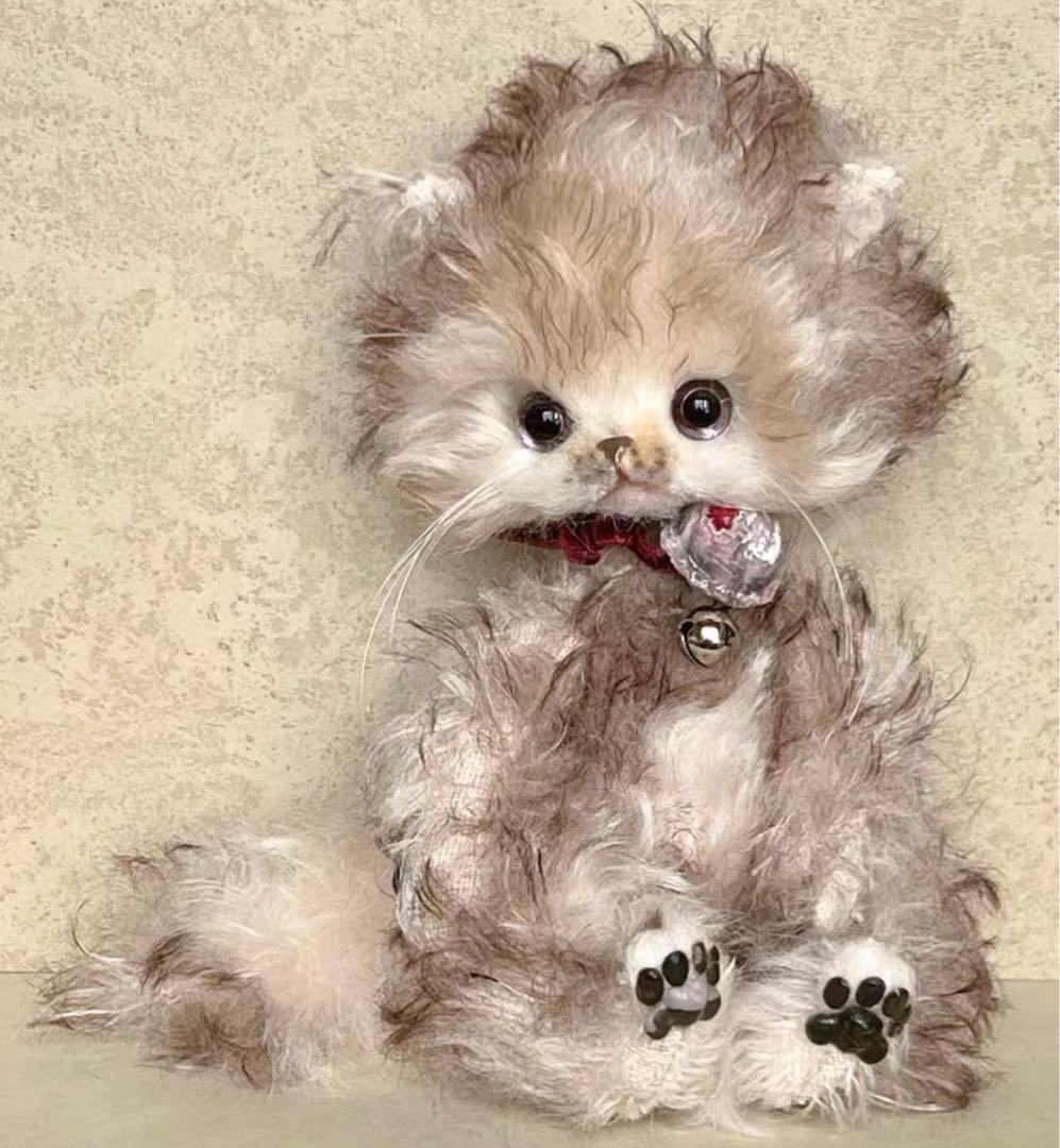 愛おしい猫ちゃん アーティストベア 海外作家様 ハンドメイド ぬいぐるみ くまアヒルくまちゃん アーティストベア 海外作家様 ハンドメイド