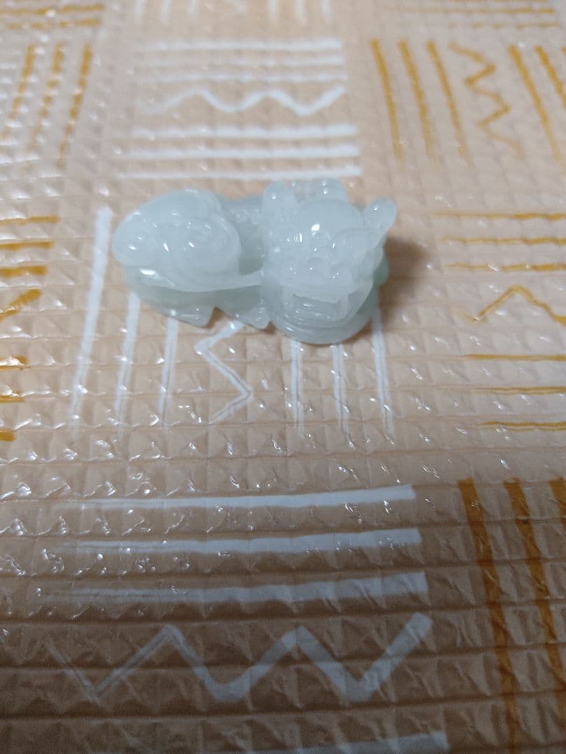 財運の象徴☆白翡翠の貔貅　☆天然石 風水 根付け 高級 翡翠 貔貅 ヒキュウ【新商品】 – 株式会社廣友