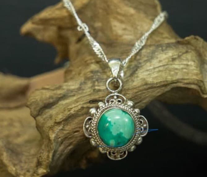 【値下げ】天然ターコイズ シルバー925 ネックレス インディアンジュエリー ナバホ族 シルバー925 ターコイズ コーラル インディアンジュエリー