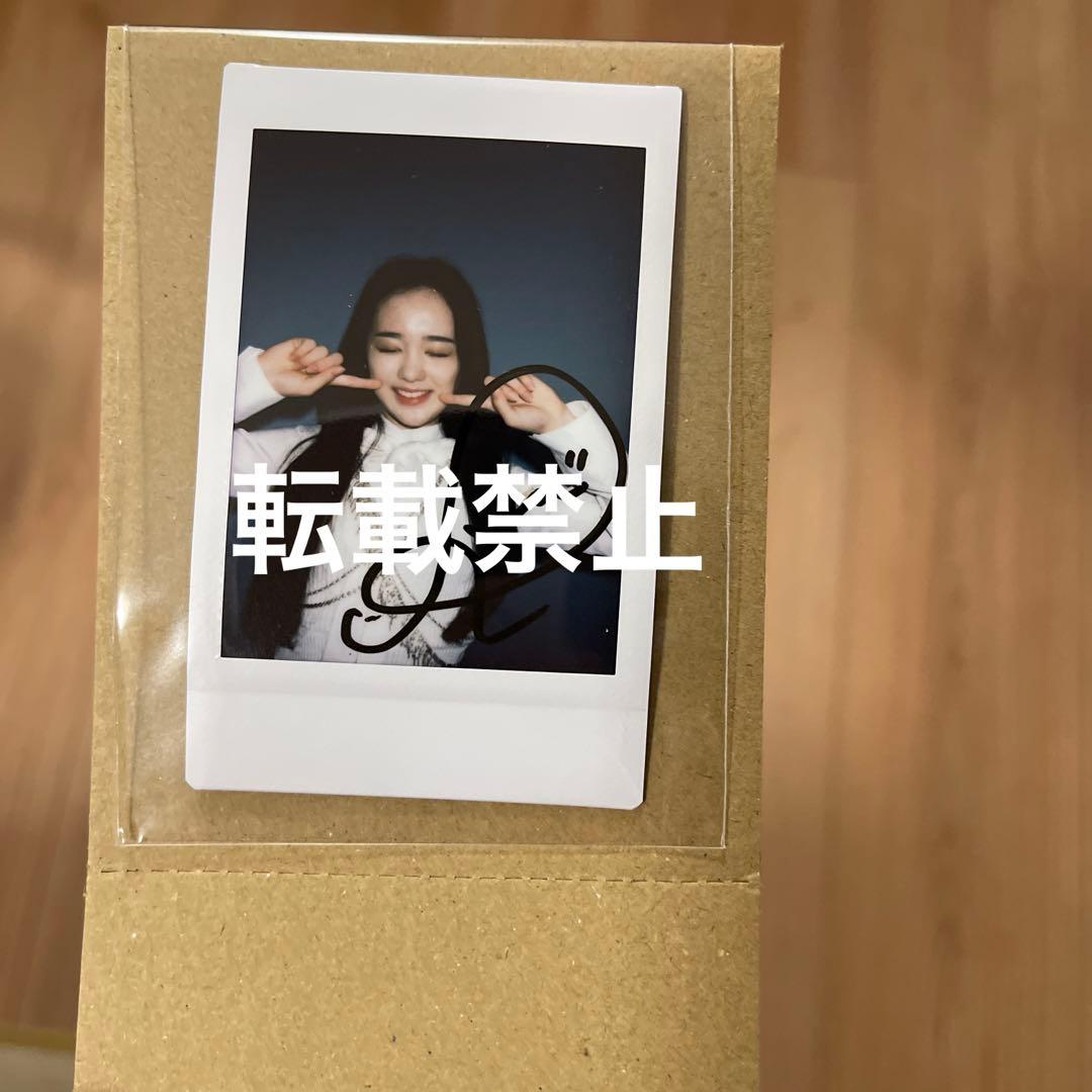 NiziU 直筆サイン入りインスタント写真 【RIO】 Amazon.co.jp: NiziU リオ 直筆 サイン : おもちゃ