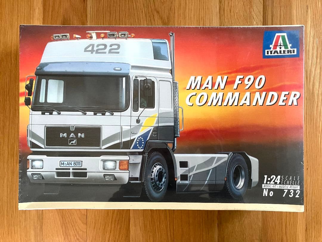 イタレリ 1/24 MAN F90 コマンダー プラモデル プラモデル | イタレリ | 1/24 自動車 | Joshin webショップ 通販