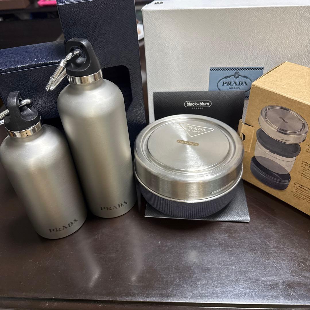 PRADA ステンレス水筒2本と弁当箱セット org.jpg