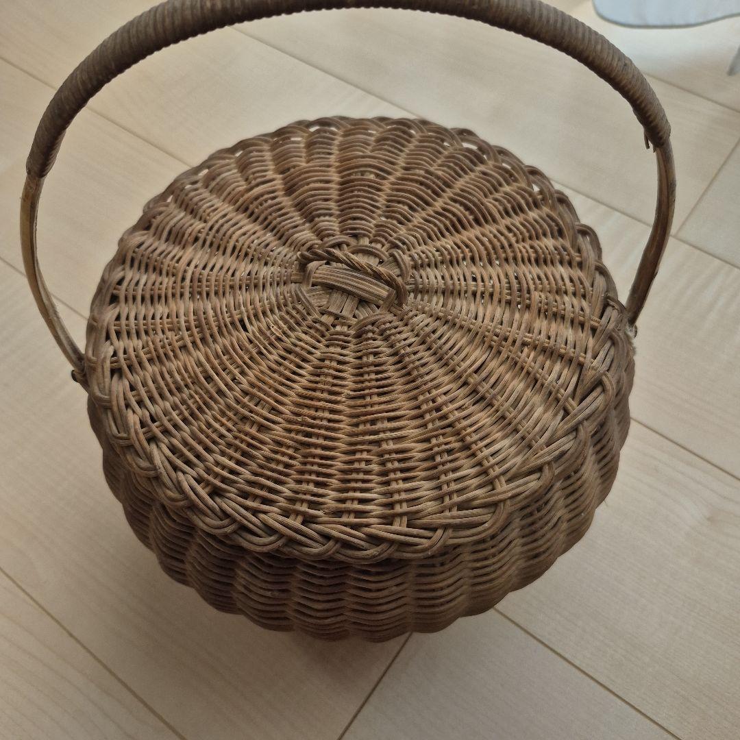 フランスアンティークレース付き　かご　パニエ パニエ | Brocante de La Cocotte （フランスアンティーク・ドライ