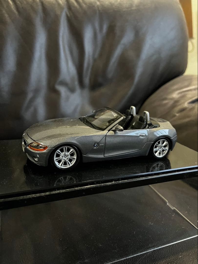 BMW Z4 ミニカー グレー オープンカー BMW 1台売り 1/34 BMW Z4 ロードスター 第3世代 ベーエムベー ミニカー