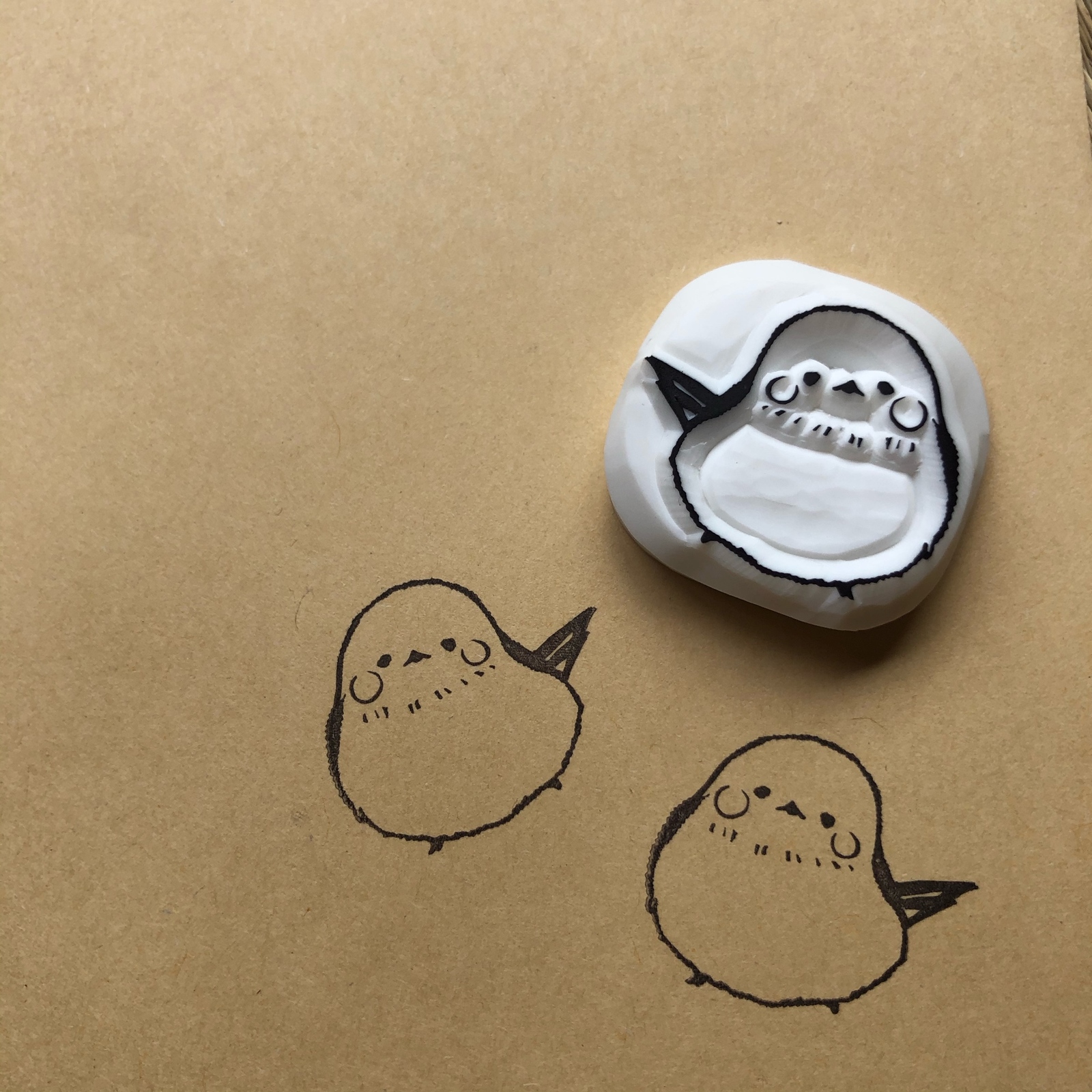 シマエナガのワンポイントはんこ - 消しゴムはんことイラスト YUN